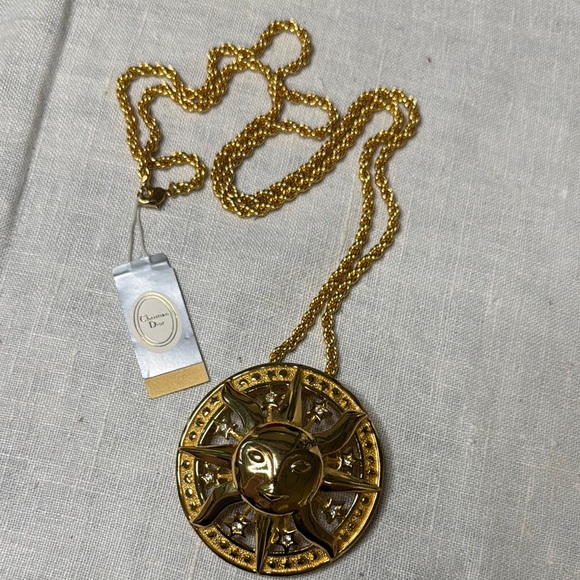 Vintage Christian Dior Dead Stock Gold Tone Sun Stars NECKLACE brooch w/ Tags - Picture 1 of 12